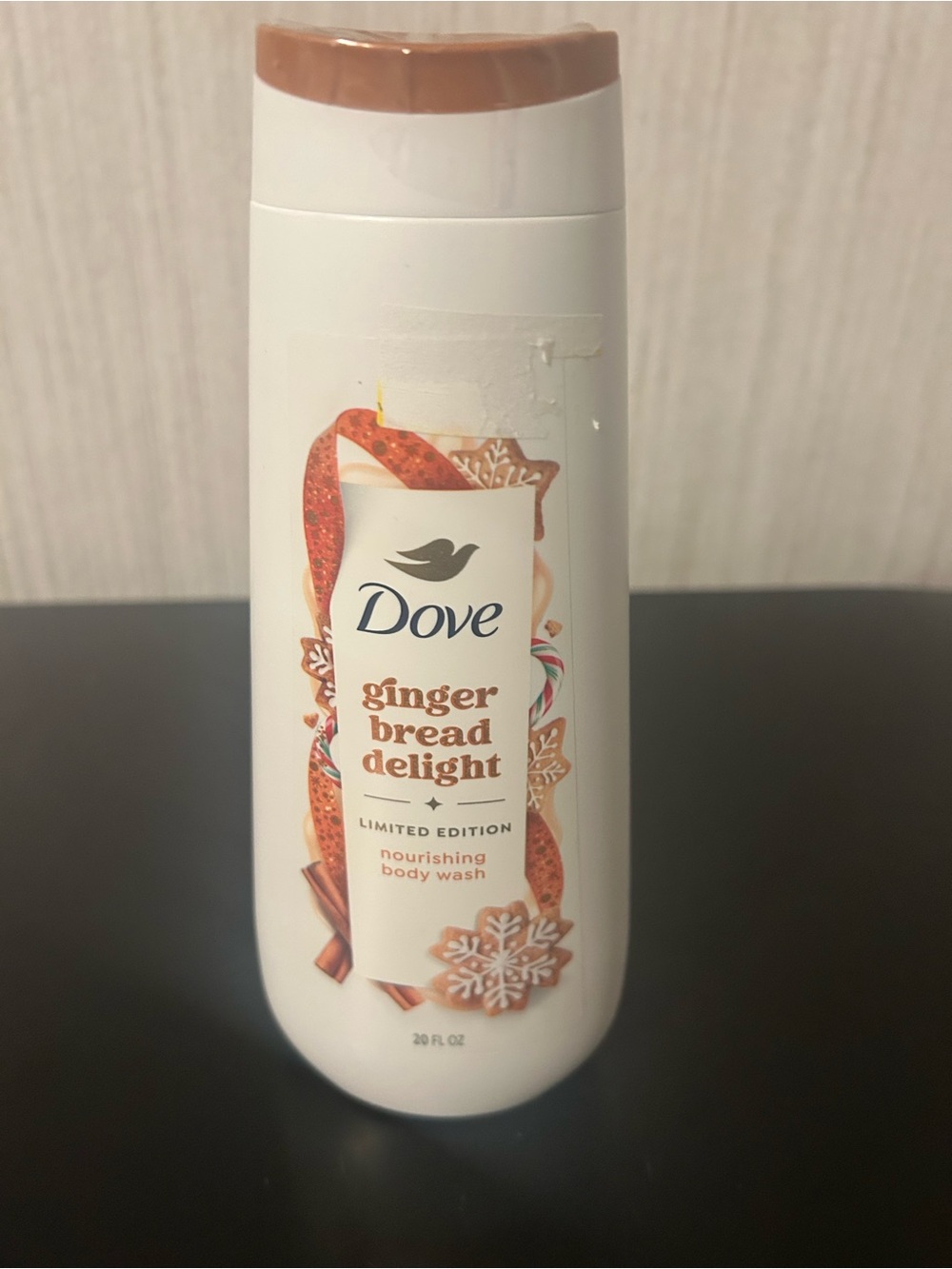 Dove Gingerbread Delight Nourishing Body Wash - White & Brown